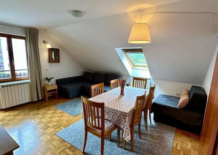 And Tajcr Privat bolig Bovec